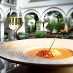 유로스타 콩키스타도르 호텔 4*